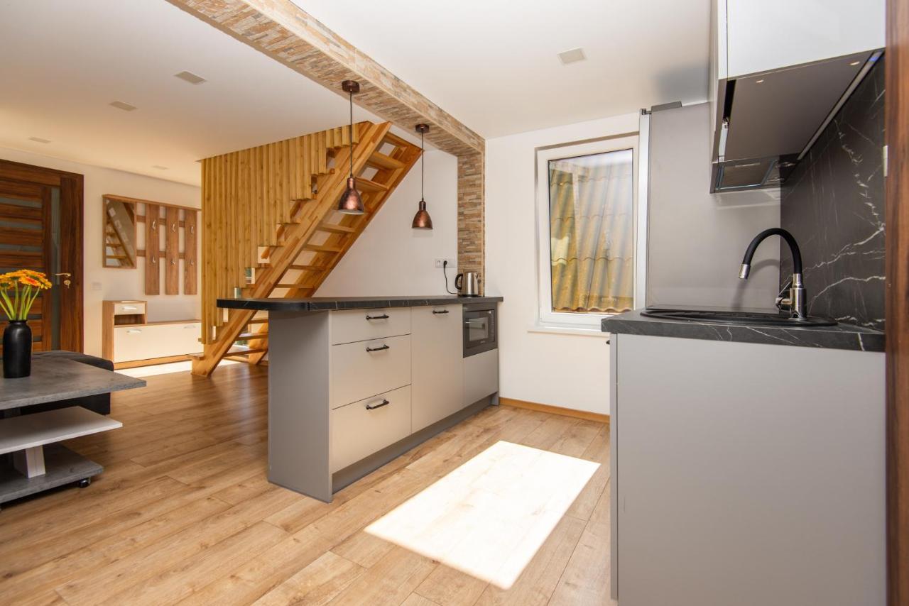 Apartamentai Pas Kaju Senamiestyje Salia Botanikos Parko Palanga Eksteriør billede