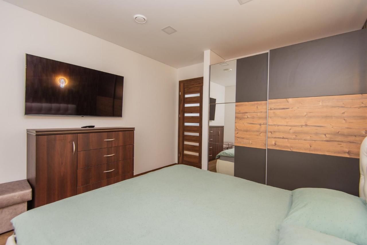 Apartamentai Pas Kaju Senamiestyje Salia Botanikos Parko Palanga Eksteriør billede
